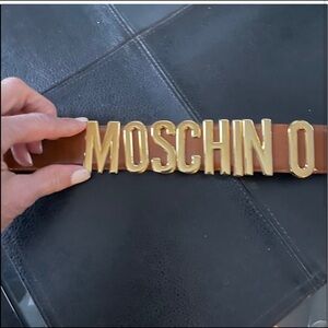 Moschino belt